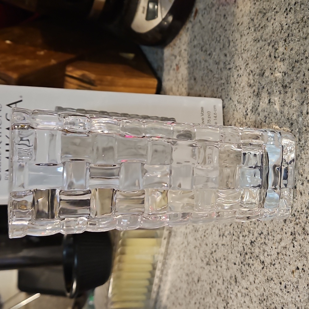 Vase - Picture 5 of 8